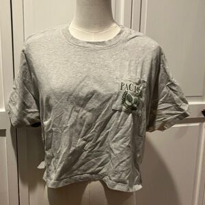 PacSun Gray Crop Top with Green Print